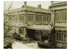 1949年新中國成立前后，中央防疫實驗處先后更名為中央防疫處、天壇防疫處